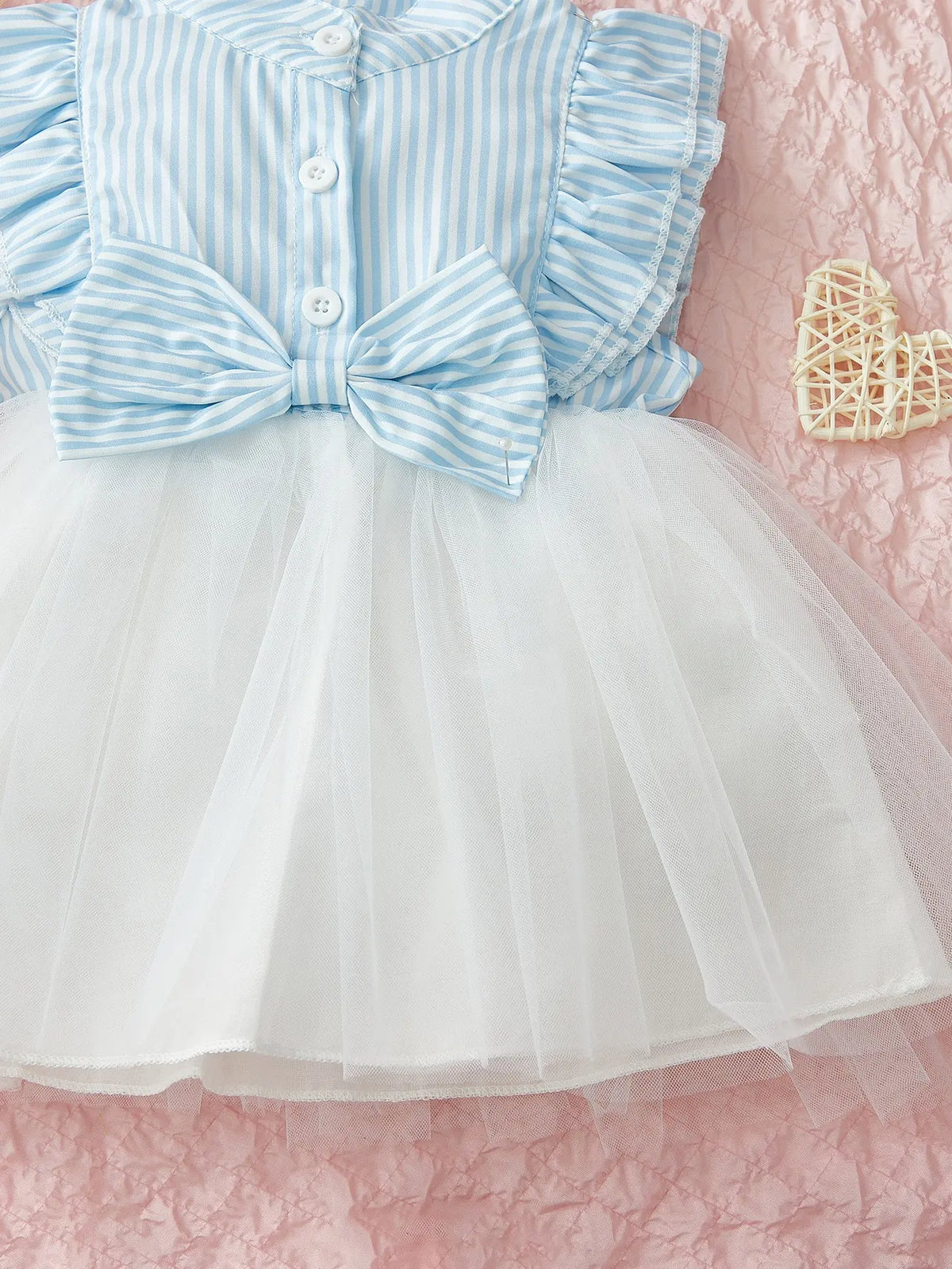 Single piece female baby fashionable, sweet and cute blue and white striped bow decoration spliced mesh dress for summer