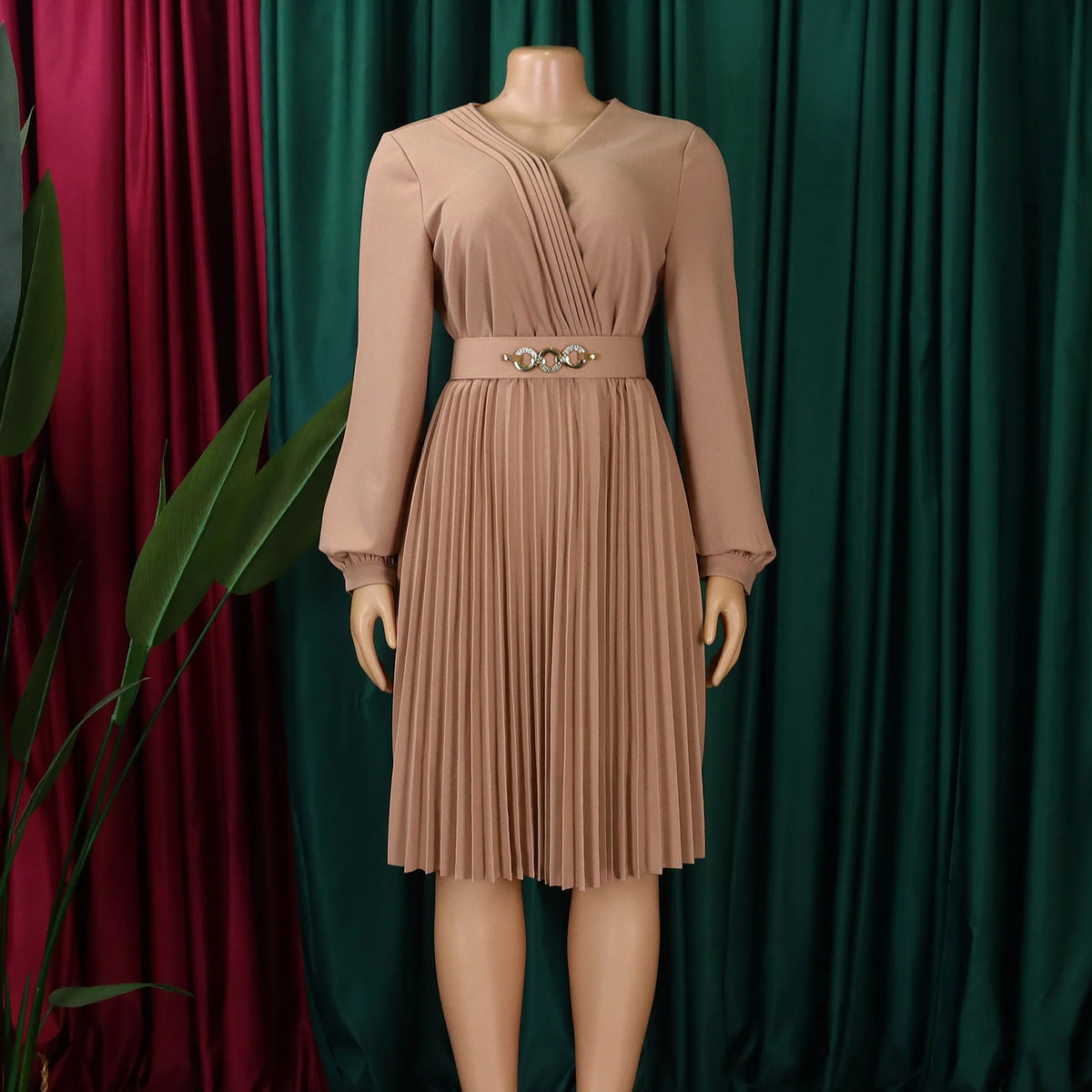 Summer New V-neck Elegant Solid Color Pleated Dress Fashionable Casual Knee-Length Women's Dress